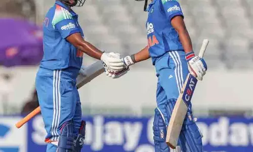 भारतीय महिला टीम ने जिम्बाब्वे को 8 विकेट से दी करारी शिकस्त, 3-0 से जीती सीरीज भारतीय महिला टीम ने जिम्बाब्वे को 8 विकेट से दी करारी शिकस्त, 3-0 से जीती सीरीज