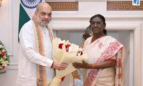 राष्ट्रपति भवन में अमित शाह की द्रौपदी मुर्मू से मुलाकात
