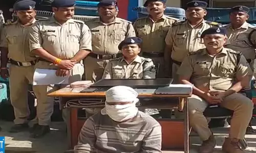 महंगे कपड़े पहनकर AC कोच में करता था चोरी ग्वालियर GRP ने दबोचा आरोपी