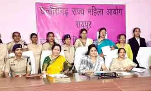 राज्य महिला आयोग की अध्यक्ष डॉ. ममता साहू की अध्यक्षता में रायपुर में जनसुनवाई