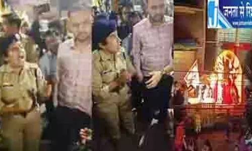 बस्ती में गणेश प्रतिमा खंडित होने पर बवाल, 6 पुलिसकर्मी सस्पेंड, 10 नामजद समेत 30 पर केस बस्ती में गणेश प्रतिमा खंडित होने पर बवाल, 6 पुलिसकर्मी सस्पेंड, 10 नामजद समेत 30 पर केस