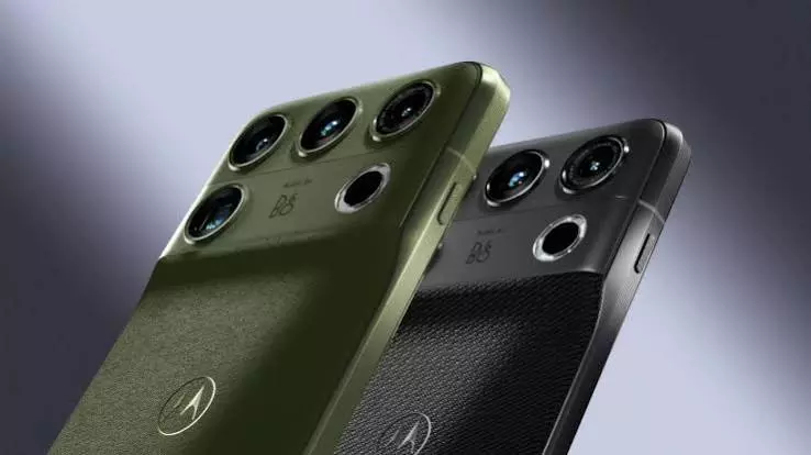 Motorola Signature 27: दमदार प्रोसेसर और 50MP कैमरे के साथ जल्द Motorola Signature 27: दमदार प्रोसेसर और 50MP कैमरे के साथ जल्द