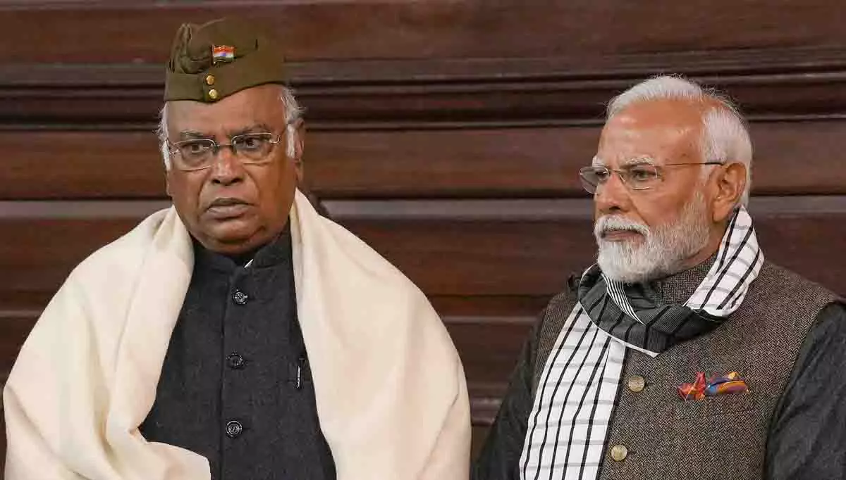 पीएम मोदी पर बाप वाली टिप्पणी कर फंसे मल्लिकार्जुन खरगे, BJP ने गाना जारी किया पीएम मोदी पर बाप वाली टिप्पणी कर फंसे मल्लिकार्जुन खरगे, BJP ने गाना जारी किया