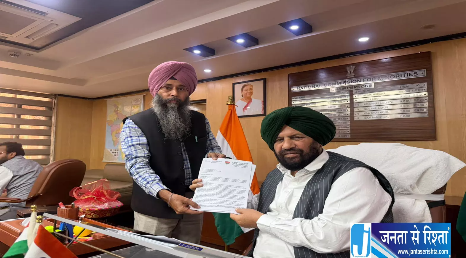 राज्य के अहम मुद्दों को लेकर उभा ने हरजीत सिंह ग्रेवाल से की बातचीत राज्य के अहम मुद्दों को लेकर उभा ने हरजीत सिंह ग्रेवाल से की बातचीत