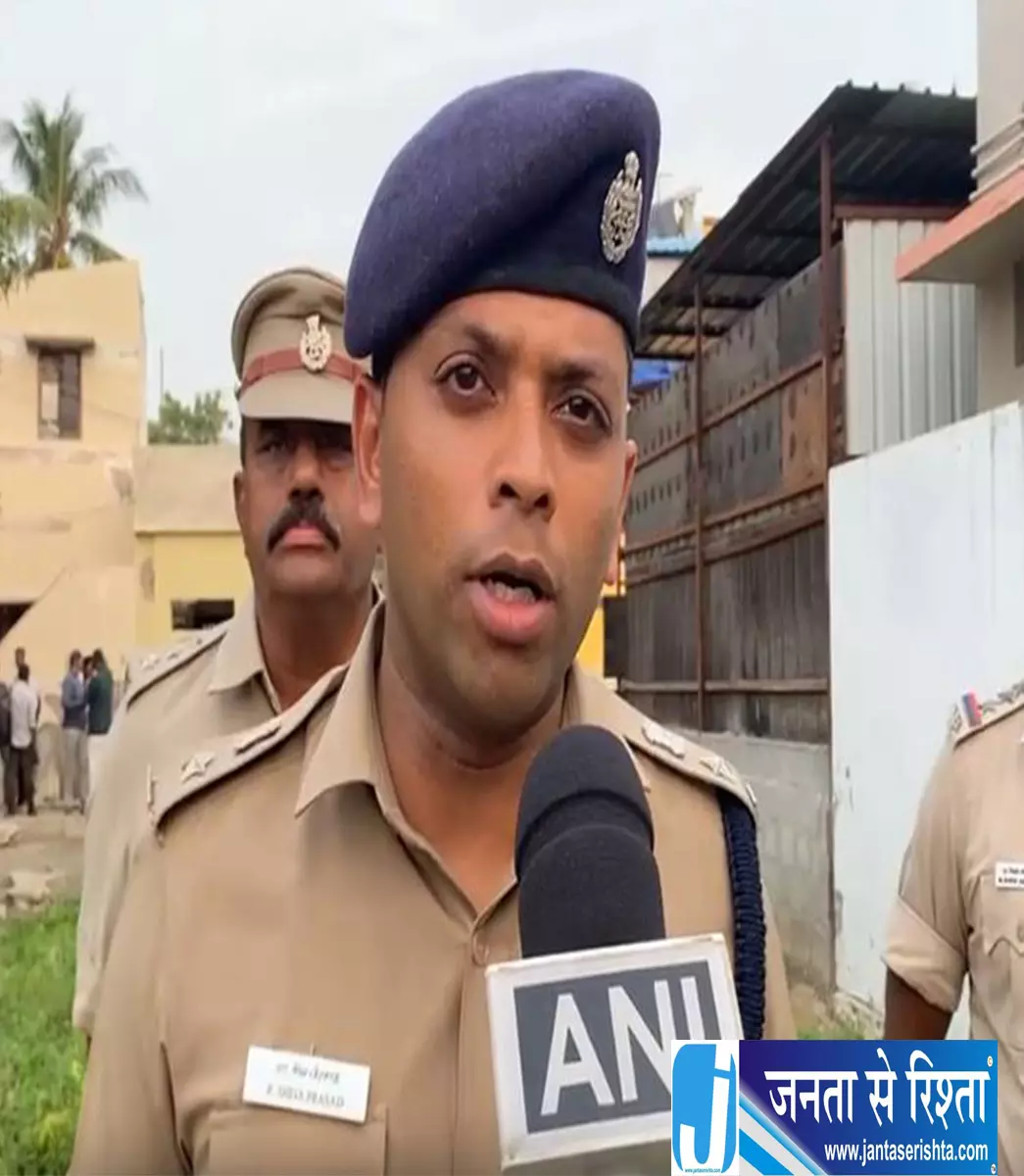 महिला की हत्या से थर्राया थूथुकुड पति बेटे पर भी धारदार हथियार से हमला महिला की हत्या से थर्राया थूथुकुड पति बेटे पर भी धारदार हथियार से हमला