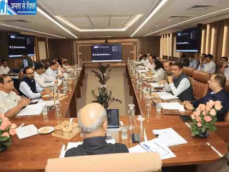 नोएडा में विकास को रफ्तार, कई बड़े प्रोजेक्ट मंजूर नोएडा में विकास को रफ्तार, कई बड़े प्रोजेक्ट मंजूर