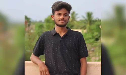तेलंगाना में मानवता की मिसाल! ब्रेन डेड युवक के अंगों ने बचाई चार लोगों की जान तेलंगाना में मानवता की मिसाल! ब्रेन डेड युवक के अंगों ने बचाई चार लोगों की जान