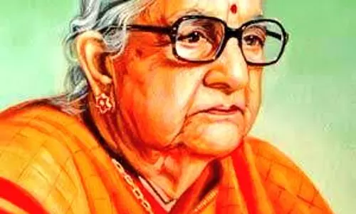 स्वतंत्रता सेनानी कमलादेवी चट्टोपाध्याय की पुण्यतिथि पर नितिन गडकरी समेत की नेताओं ने दी श्रद्धांजलि स्वतंत्रता सेनानी कमलादेवी चट्टोपाध्याय की पुण्यतिथि पर नितिन गडकरी समेत की नेताओं ने दी श्रद्धांजलि