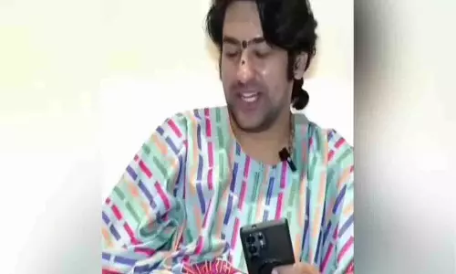 धीरेंद्र शास्त्री ने करवा चौथ को बताया खसम पूजन दिवस, बोले- एक दिन व्रत, बाकी 364 दिन पतियों को ताने! सुनें Video