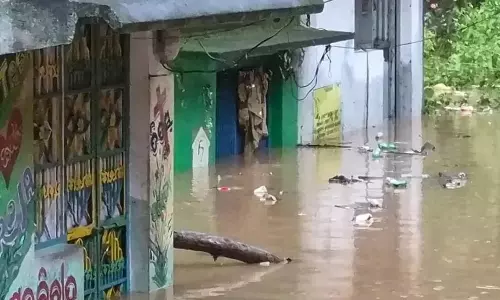 ओडिशा में चक्रवात अर्नब का कहर, गजपति में भूस्खलन और बाढ़ का खतरा ओडिशा में चक्रवात अर्नब का कहर, गजपति में भूस्खलन और बाढ़ का खतरा