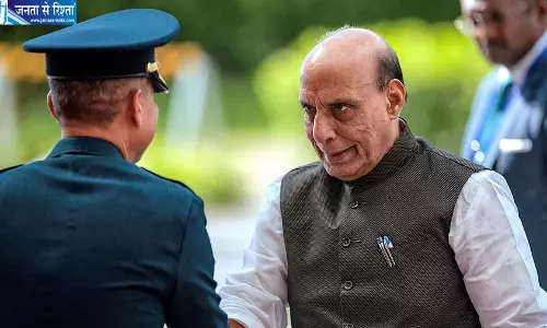 आतंकवाद पर राजनाथ सिंह का बड़ा बयान, ASEAN देशों को भारत की विशेषज्ञता देने की पेशकश आतंकवाद पर राजनाथ सिंह का बड़ा बयान, ASEAN देशों को भारत की विशेषज्ञता देने की पेशकश