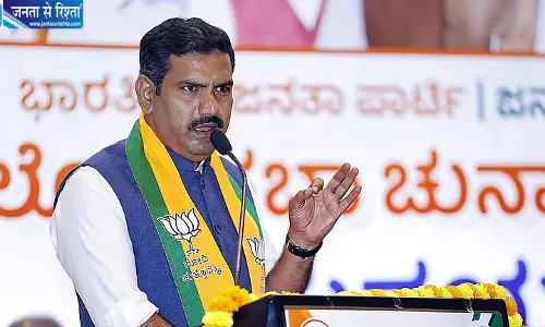 कर्नाटक में NDA की चारों सीटों पर जीत, विजयेंद्र बोले- 2028 में बनेगी हमारी सरकार कर्नाटक में NDA की चारों सीटों पर जीत, विजयेंद्र बोले- 2028 में बनेगी हमारी सरकार
