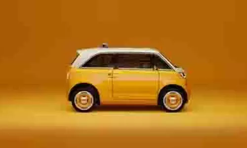 FIAT Multiplina: 10 फीट से भी छोटी कार ने मचाई हलचल, जानें खूबियां