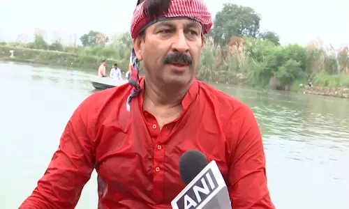 यमुना सफाई पर मनोज तिवारी का बड़ा बयान, डेढ़ साल में 30 KM साफ करने का दावा यमुना सफाई पर मनोज तिवारी का बड़ा बयान, डेढ़ साल में 30 KM साफ करने का दावा