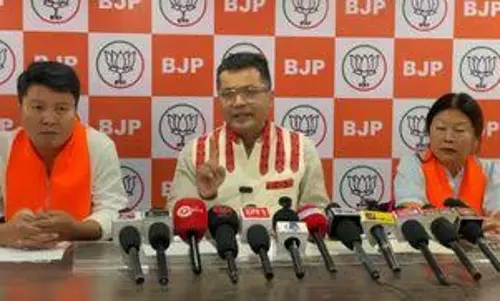 पवित्र मार्गेरिटा का कांग्रेस पर हमला: SIR मुद्दे को लेकर घेरा पवित्र मार्गेरिटा का कांग्रेस पर हमला: SIR मुद्दे को लेकर घेरा
