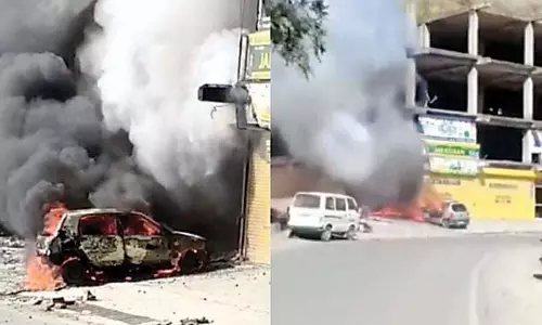 पटाखों की दुकान राख, शामती बाइपास में अचानक सुलगी चिंगारी से धमाके पटाखों की दुकान राख, शामती बाइपास में अचानक सुलगी चिंगारी से धमाके