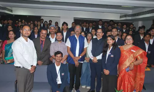 दिशा कॉलेज में माई भारत के विकसित भारत युवा संवाद में शामिल हुए सांसद बृजमोहन अग्रवाल दिशा कॉलेज में माई भारत के विकसित भारत युवा संवाद में शामिल हुए सांसद बृजमोहन अग्रवाल