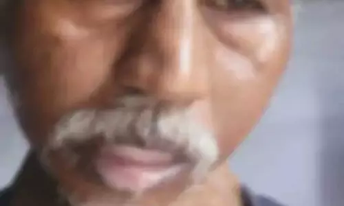 अधेड़ ने की आत्महत्या, पत्नी कैंसर से पीड़ित, परिवार में पसरा मातम अधेड़ ने की आत्महत्या, पत्नी कैंसर से पीड़ित, परिवार में पसरा मातम