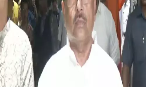बंगाल में पुलिस और जनता के बीच बढ़ेगा तालमेल, सुवेंदु अधिकारी ने सराही पहल बंगाल में पुलिस और जनता के बीच बढ़ेगा तालमेल, सुवेंदु अधिकारी ने सराही पहल