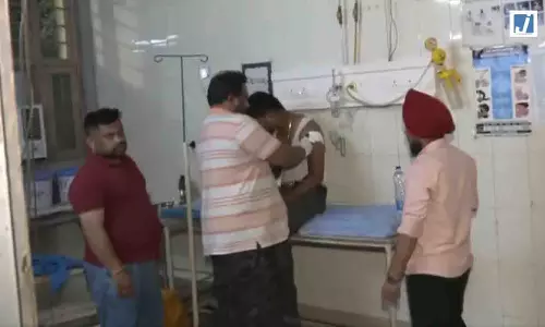 ताबड़तोड़ फायरिंग, दो युवकों को लगी गोलियां, पुरानी रंजिश में हमले की आशंका