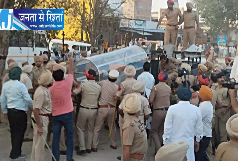 मानसा में किसान की मौत का मामला: अल्पसंख्यक आयोग ने DC और SSP से मांगी रिपोर्ट मानसा में किसान की मौत का मामला: अल्पसंख्यक आयोग ने DC और SSP से मांगी रिपोर्ट