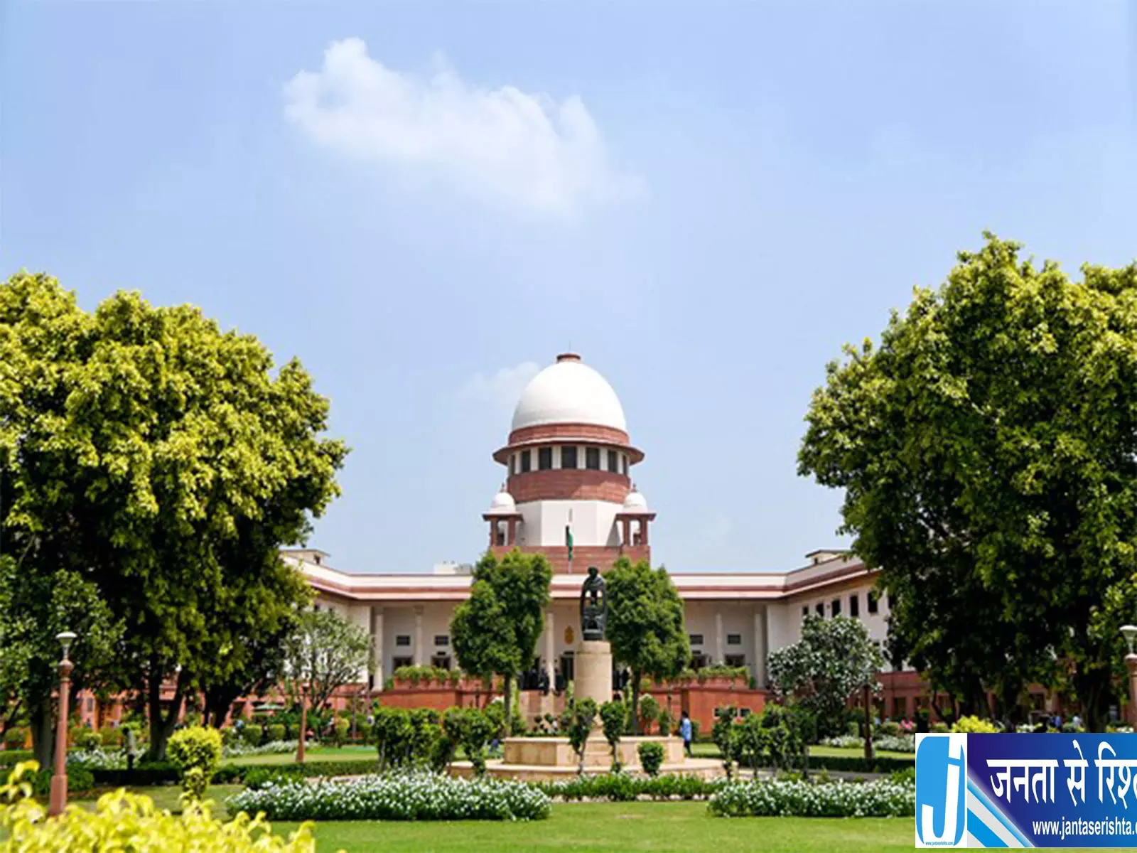 महुआ मोइत्रा को सुप्रीम कोर्ट से राहत नहीं, SEBI को निर्देश देने से अदालत का इनकार महुआ मोइत्रा को सुप्रीम कोर्ट से राहत नहीं, SEBI को निर्देश देने से अदालत का इनकार