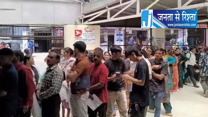 सोलन क्षेत्रीय अस्पताल में दवाओं की कमी, चार महीने से बंद पड़ा ऑक्सीजन प्लांट सोलन क्षेत्रीय अस्पताल में दवाओं की कमी, चार महीने से बंद पड़ा ऑक्सीजन प्लांट