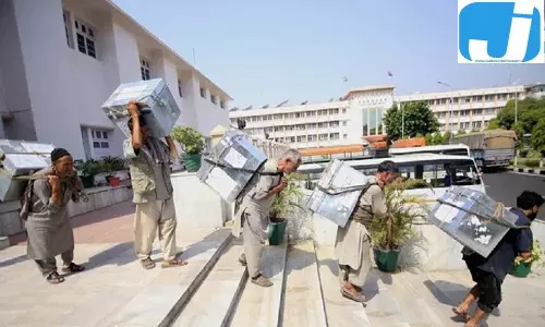 दरबार मूव के लिए बसों और सुरक्षा का इंतजाम, दो दिन में जम्मू जाएंगे कर्मचारी