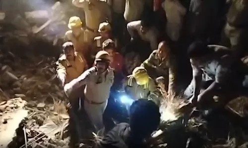 उत्तर प्रदेश: बुलंदशहर के छतारी में निर्माणाधीन दो मंजिला मकान ढहा, रेस्क्यू टीमों ने तीन लोगों को सुरक्षित निकाला