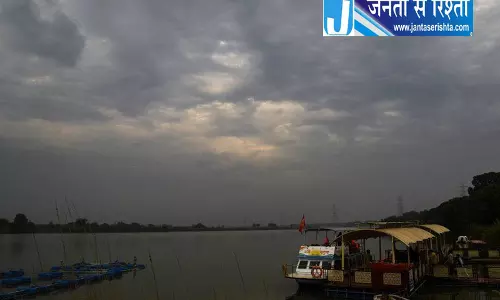 दिल्ली में आंधी और ओलावृष्टि का अलर्ट जारी दिल्ली में आंधी और ओलावृष्टि का अलर्ट जारी