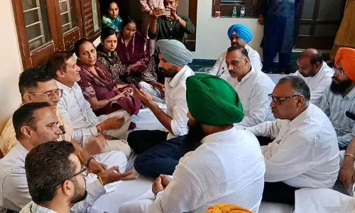 पंजाब कांग्रेस में आशु और विरोधियों के बीच टकराव बरकरार पंजाब कांग्रेस में आशु और विरोधियों के बीच टकराव बरकरार