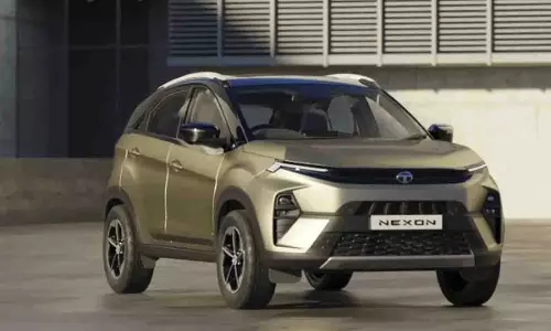 दिवाली पर SUV खरीदने का मौका, ₹50 हजार से ज्यादा छूट