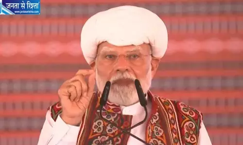 कुछ लोगों को विकास पसंद नहीं, बोले पीएम मोदी