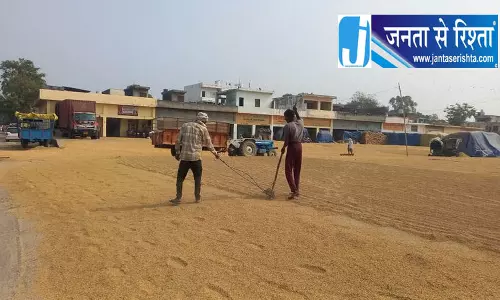 संशोधित धान खरीद सीमा के लिए भटक रहे किसान
