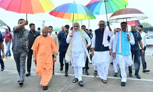 मिशन 2027 के लिए लखनऊ पहुंचे अमित शाह, एयरपोर्ट पर CM योगी ने किया स्वागत