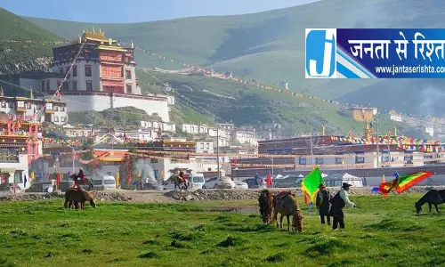 तिब्बती भिक्षुओं के आवासों पर बुलडोजर चला रहा चीन: केंद्रीय तिब्बती प्रशासन तिब्बती भिक्षुओं के आवासों पर बुलडोजर चला रहा चीन: केंद्रीय तिब्बती प्रशासन