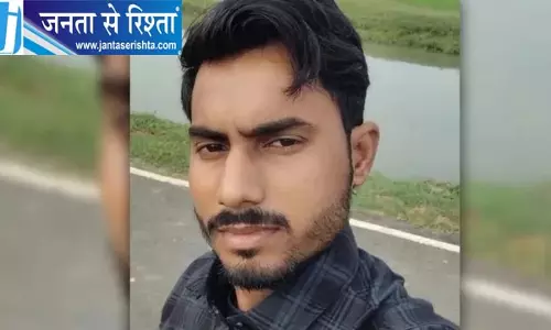 घर की सीढ़ी बनी मौत का जाल, करंट लगने से बड़े भाई की मौत घर की सीढ़ी बनी मौत का जाल, करंट लगने से बड़े भाई की मौत