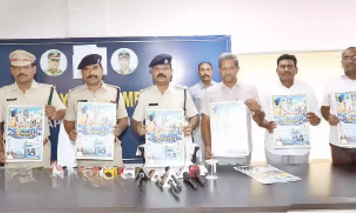 Andhra: समर्थ मोबाइल ऐप लॉन्च किया गया Andhra: समर्थ मोबाइल ऐप लॉन्च किया गया