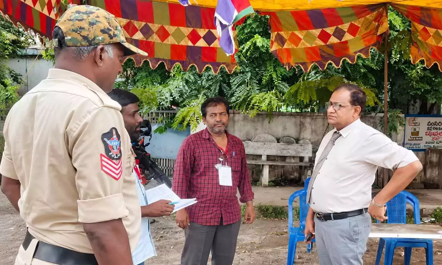 Andhra: चुनाव व्यय निगरानी में पारदर्शिता पर जोर Andhra: चुनाव व्यय निगरानी में पारदर्शिता पर जोर