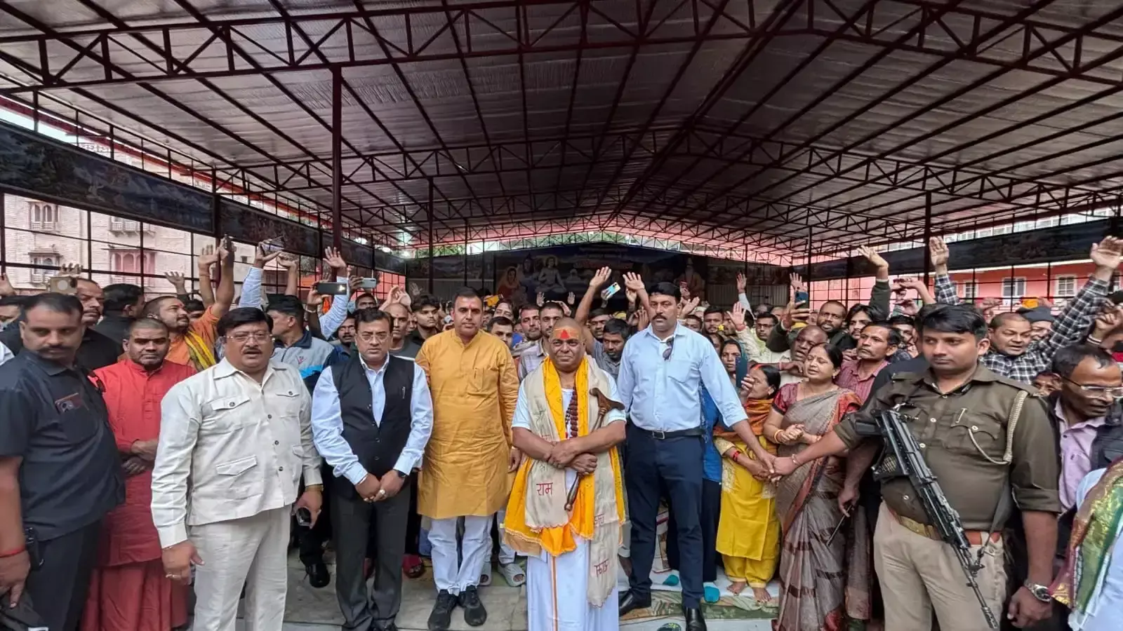 गंगा स्वच्छता अभियान को लेकर दंडवत यात्रा निकालेंगे करौली शंकर