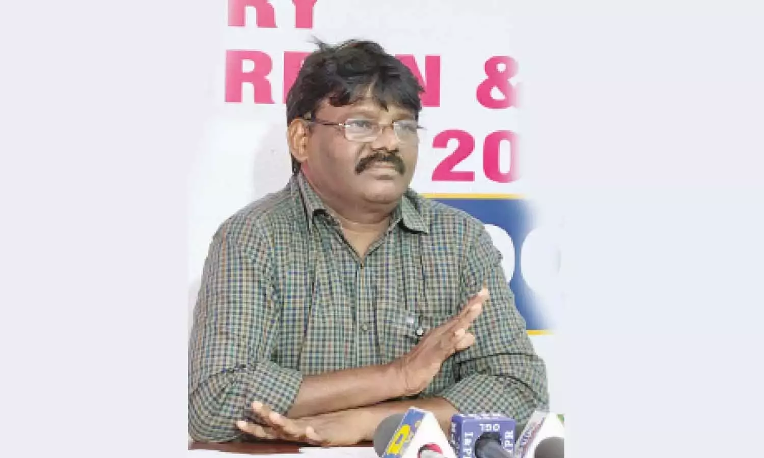 Andhra: ZPTC, MPTC चुनाव के लिए व्यवस्थाएं पूरी Andhra: ZPTC, MPTC चुनाव के लिए व्यवस्थाएं पूरी