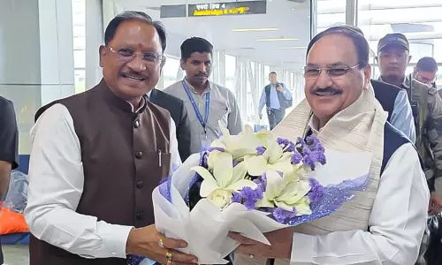 रायपुर पहुंचे केंद्रीय मंत्री जेपी नड्डा और सुधांशु त्रिवेदी, CM साय ने किया भव्य स्वागत रायपुर पहुंचे केंद्रीय मंत्री जेपी नड्डा और सुधांशु त्रिवेदी, CM साय ने किया भव्य स्वागत