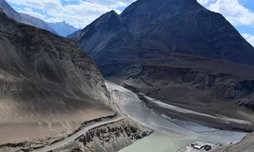 सिंधु जल समझौते पर बढ़ा तनाव, भारत की जल सुरक्षा को लेकर बड़ी बहस सिंधु जल समझौते पर बढ़ा तनाव, भारत की जल सुरक्षा को लेकर बड़ी बहस