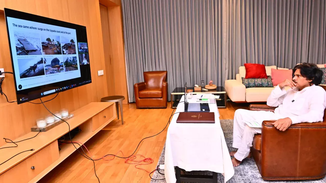 तटीय मछुआरों के मुद्दे: पवन कल्याण ने स्थायी समाधान के दिए निर्देश तटीय मछुआरों के मुद्दे: पवन कल्याण ने स्थायी समाधान के दिए निर्देश