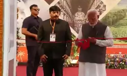 पीएम मोदी ने किया भारत पर्व का आगाज, एक मंच पर दिखी पूरे भारत की संस्कृति पीएम मोदी ने किया भारत पर्व का आगाज, एक मंच पर दिखी पूरे भारत की संस्कृति