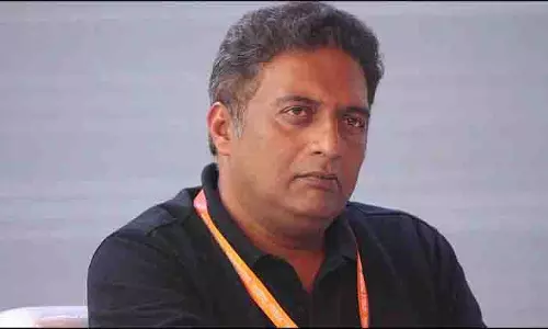 राजनीतिक विचारों के चलते प्रकाश राज को नहीं मिला काम, पत्नी का खुलासा