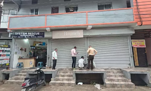 नगर निगम का बड़ा एक्शन, अवैध व्यावसायिक उपयोग पर दुकान सील