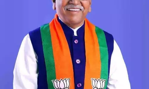 दिवंगत विधायक डोमनलाल कोर्सेवाड़ा का पार्थिव शरीर शनिवार को पहुंचेगा छत्तीसगढ़ दिवंगत विधायक डोमनलाल कोर्सेवाड़ा का पार्थिव शरीर शनिवार को पहुंचेगा छत्तीसगढ़