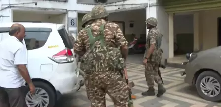 पश्चिम बंगाल: 280 करोड़ रुपये के बैंक धोखाधड़ी मामले में ईडी की चार जगहों पर छापेमारी पश्चिम बंगाल: 280 करोड़ रुपये के बैंक धोखाधड़ी मामले में ईडी की चार जगहों पर छापेमारी