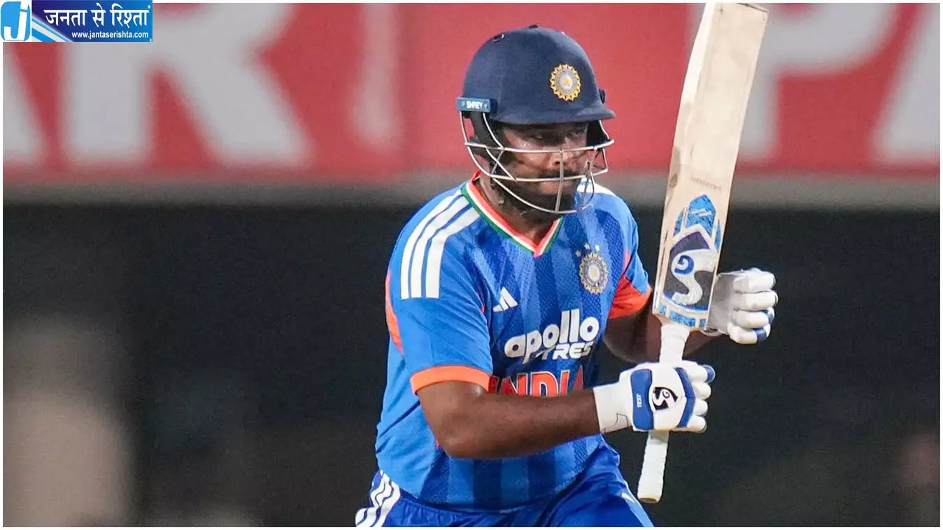IND vs NZ: दो विकेट गिरने के बाद श्रेयस और अभिषेक ने संभाला मोर्चा, 50 रन के करीब पहुंचा भारत IND vs NZ: दो विकेट गिरने के बाद श्रेयस और अभिषेक ने संभाला मोर्चा, 50 रन के करीब पहुंचा भारत
